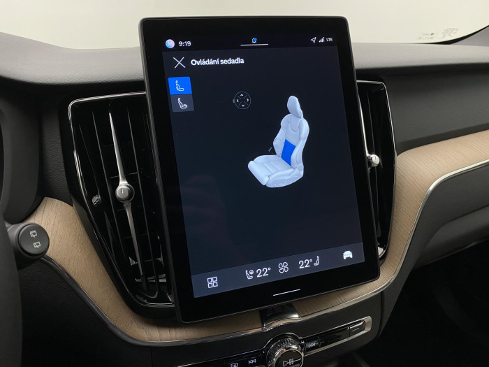 Volvo XC60 B5 AWD AUT DARK PLUS