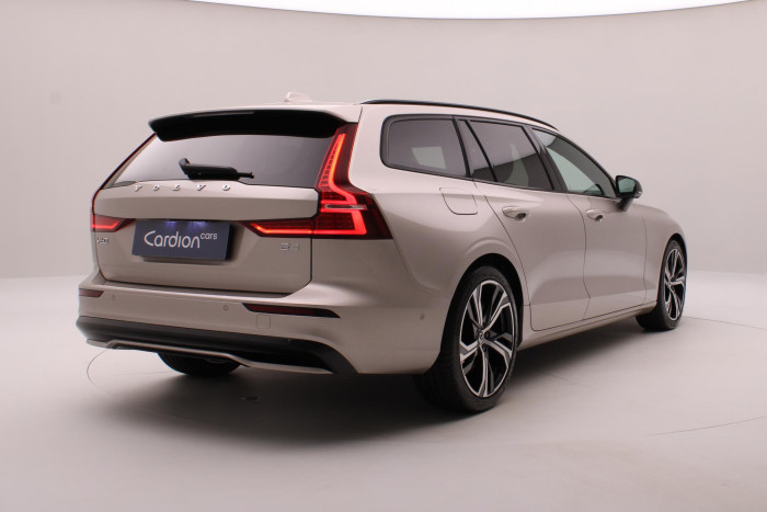 Volvo V60 B4 AUT DARK PLUS