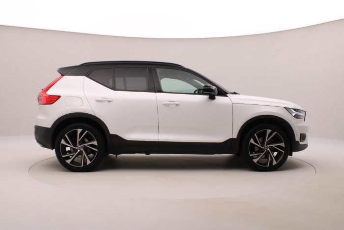 Volvo XC40 D4 AWD R-DESIGN AUT 2.0 d