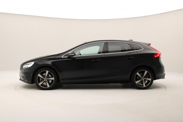 Volvo V40 T3 R-DESIGN AUT PANORAMA 1.5 Panorama