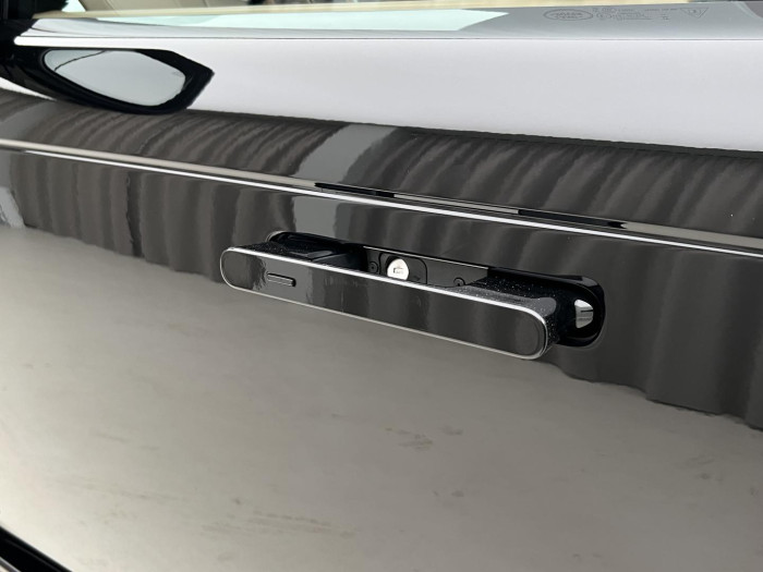 Land Rover Range Rover D350 HSE SWB AWD Aut REZERVACE 3.0 d