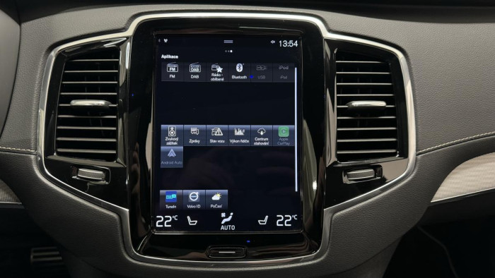 Volvo XC90 B5 AWD R-DESIGN AUT REZERVACE