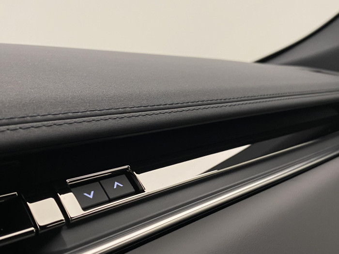 Land Rover Range Rover Sport D250 DYNAMIC SE AWD REZERVACE 3.0 d Dynamic SE