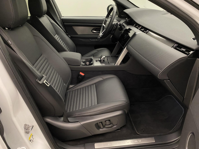 Land Rover Discovery Sport D200 DYNAMIC SE AWD AUT CZ 2.0 d Dynamic SE