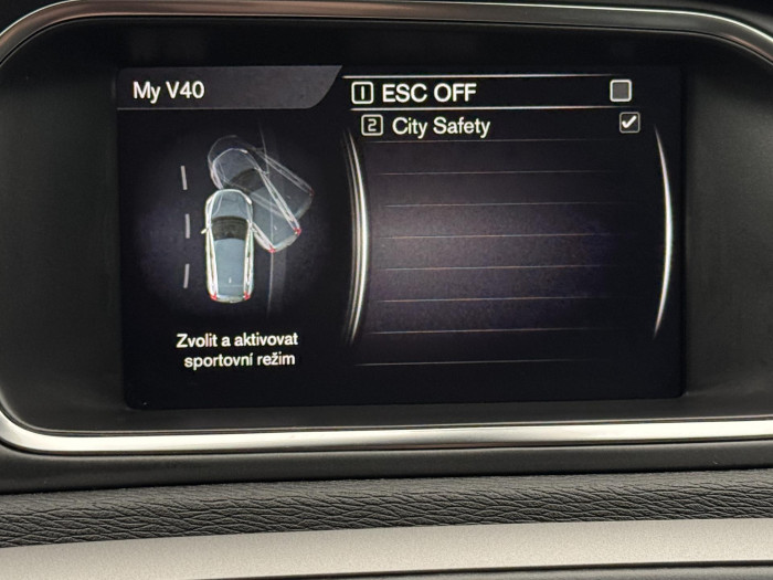 Volvo V40 D2 MOMENTUM 2.0 d Momentum