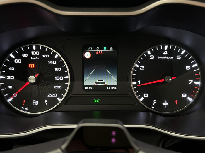 MG ZS 1.5 ESSENTIAL PLUS CZ 1.maj.