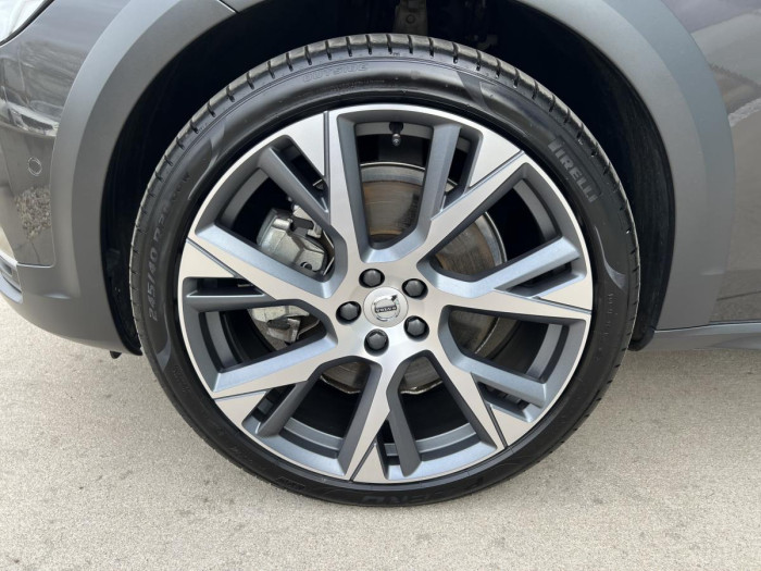 Volvo V90 CROSS COUNTRY B5 AWD ULTIMATE