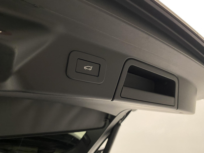 Land Rover Range Rover Velar D200 R-DYNAMIC SE AWD AUT 2.0 d Dynamic SE