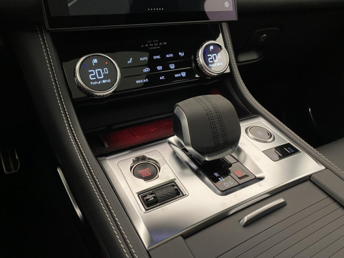 Jaguar F-Pace D300 R-DYNAMIC HSE AWD AUT 3.0 d Dynamic