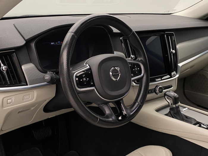 Volvo V90 CC D5 AWD INSCRIPTION AUT CZ 2.0 d CC CC