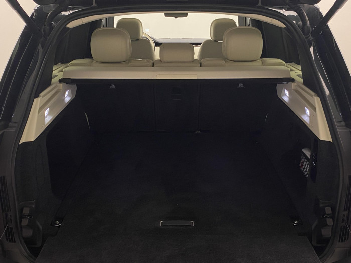 Land Rover Range Rover D350 HSE LWB AUT CZ 1.maj. 3.0 d