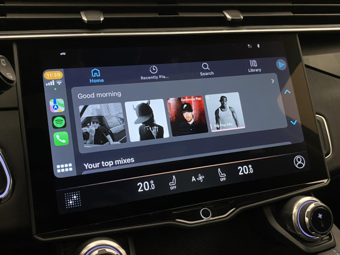 Lynk & Co 01 PHEV DCT AUT 1.maj.