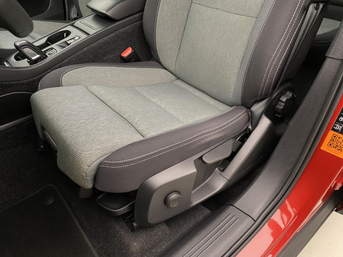 Volvo XC40 B4 AWD MOMENTUM AUT CZ 2.0 Momentum