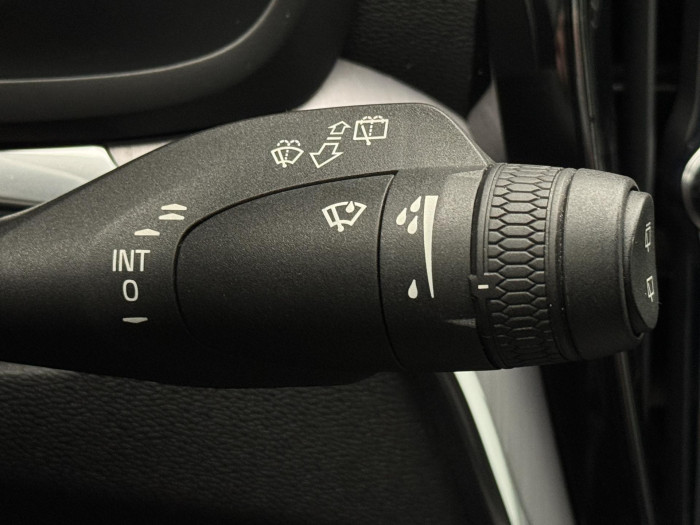 Volvo V60 CC D4 AWD MOMENTUM CZ 1.maj 2.0 d CC CC Momentum