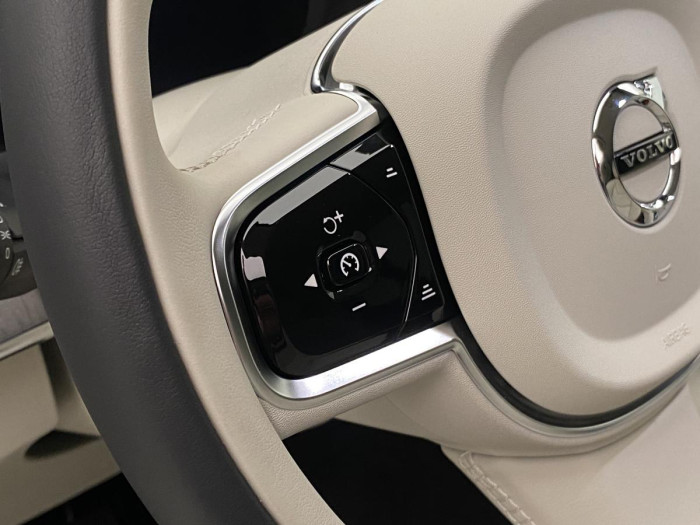 Volvo XC90 B5 AWD AUT BRIGHT PLUS 7míst 2.0 Plus