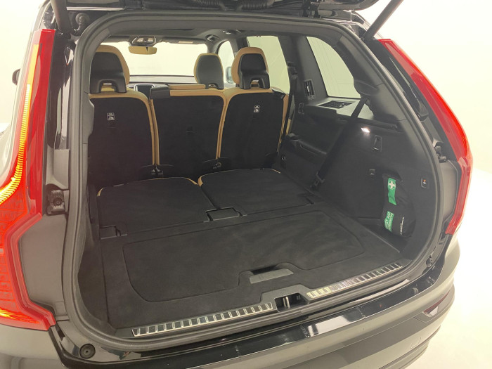 Volvo XC90 T8 AWD RECHARGE DARK PLUS 7m