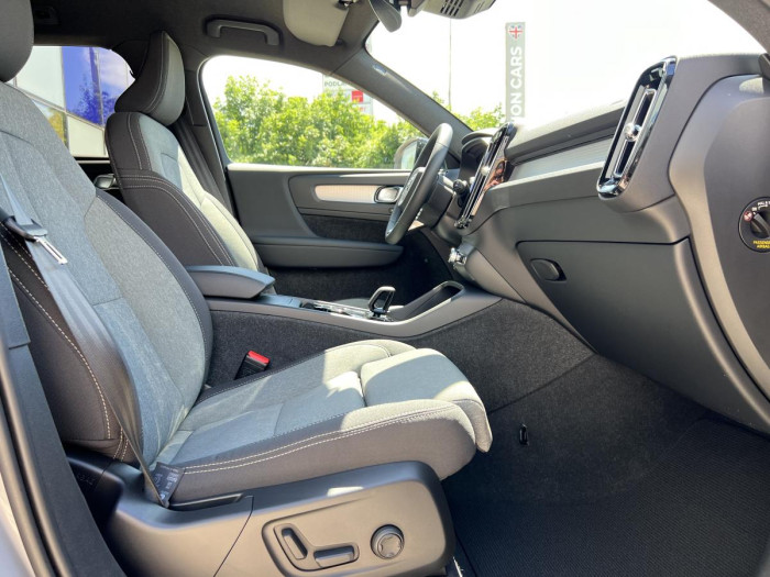 Volvo XC40 B3 DARK PLUS Aut 1.maj. 2.0 Plus
