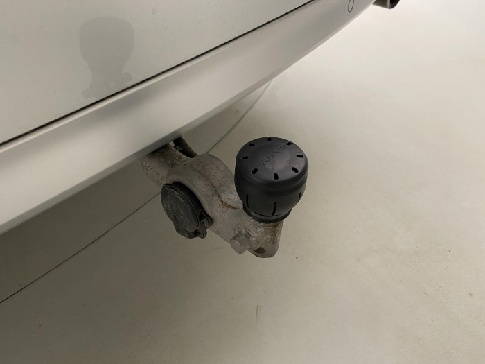 Volvo XC90 D5 AWD MOMENTUM AUT 7míst 2.0 d Momentum