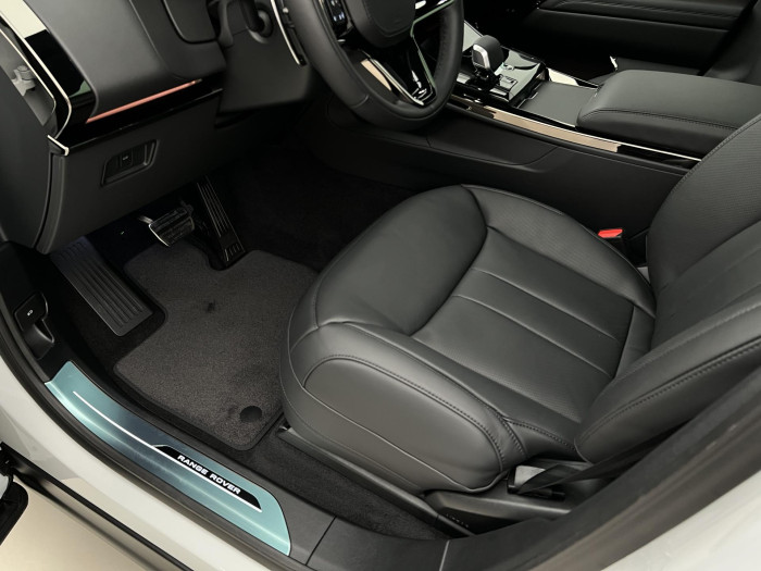 Land Rover Range Rover Sport D300 DYNAMIC SE AWD Aut 3.0 d Dynamic SE