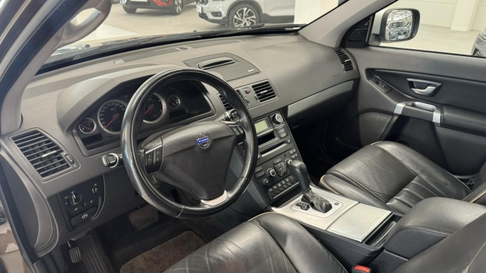 Volvo XC90 D5 AWD SUMMUM AUT REZERVACE 2.4 d Summum