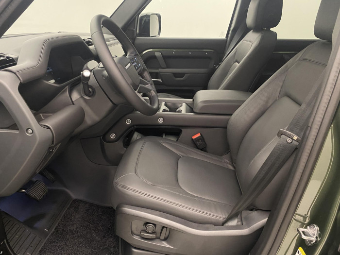 Land Rover Defender 110 D350 X-DYNAMIC HSE AWD AUT 3.0 d Dynamic