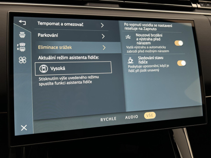 Land Rover Range Rover Sport D300 DYNAMIC SE AWD Aut 3.0 d Dynamic SE