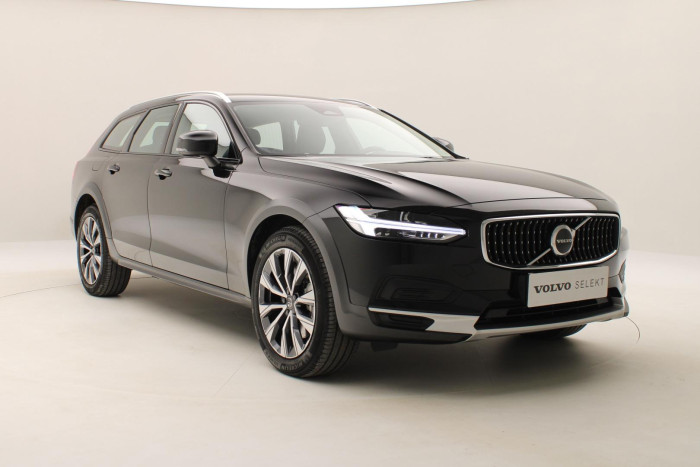 Volvo V90 CC B4 AWD PLUS AUT CZ 1.maj