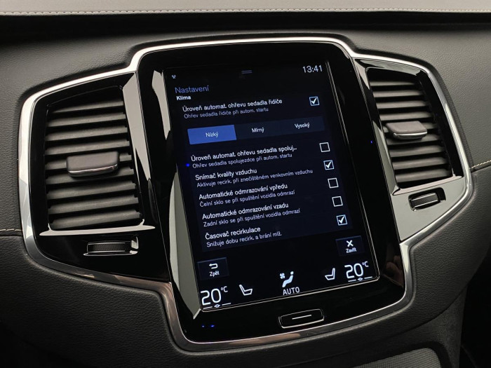 Volvo XC90 D5 AWD R-DESIGN AUT REZERVACE 2.0 d