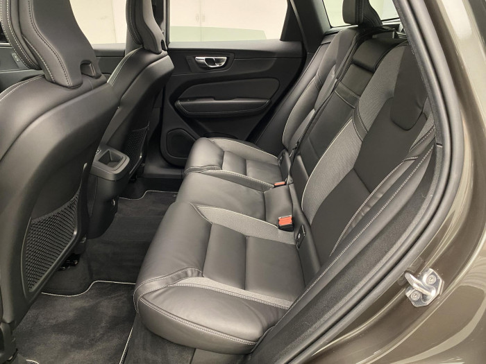 Volvo XC60 D4 R-DESIGN AUT 2.0 d