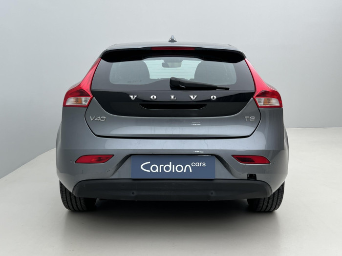 Volvo V40 T2 BLACK EDITION 1.maj. 2.0 Edition