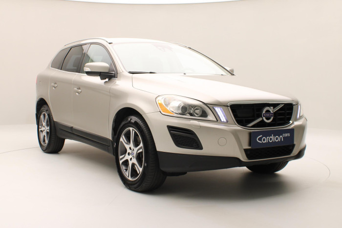 Volvo XC60 D5 AWD SUMMUM AUT CZ 2.4 d Summum