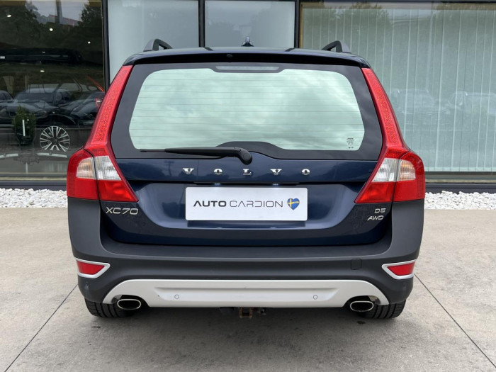 Volvo XC70 D5 AWD PARK. SENZORY Aut CZ 2.4 d
