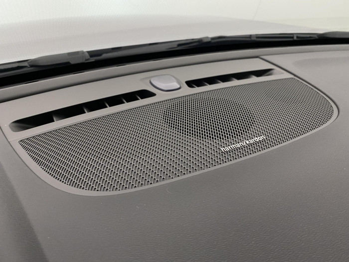 Volvo XC40 B3 AUT DARK PLUS