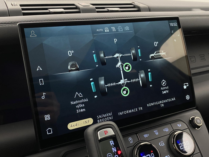 Land Rover Defender OCTA BLACK P635