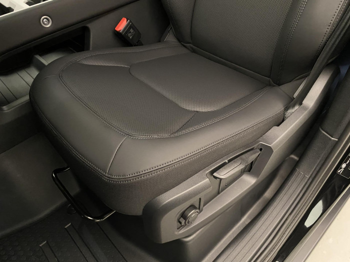 Land Rover Defender 110 D200 S AWD REZERVACE 3.0 d