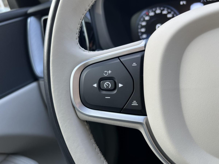 Volvo XC60 T6 AWD RECHARGE INSCRIPTION