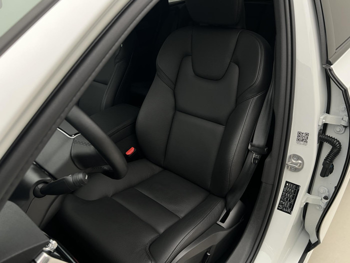 Volvo V90 T6 AWD RECHARGE PLUS DARK AUT