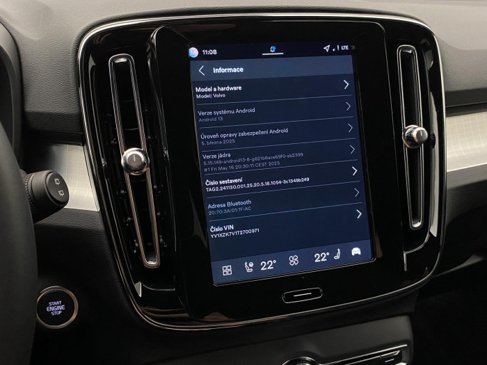 Volvo XC40 B3 AUT PLUS BLACK EDITION