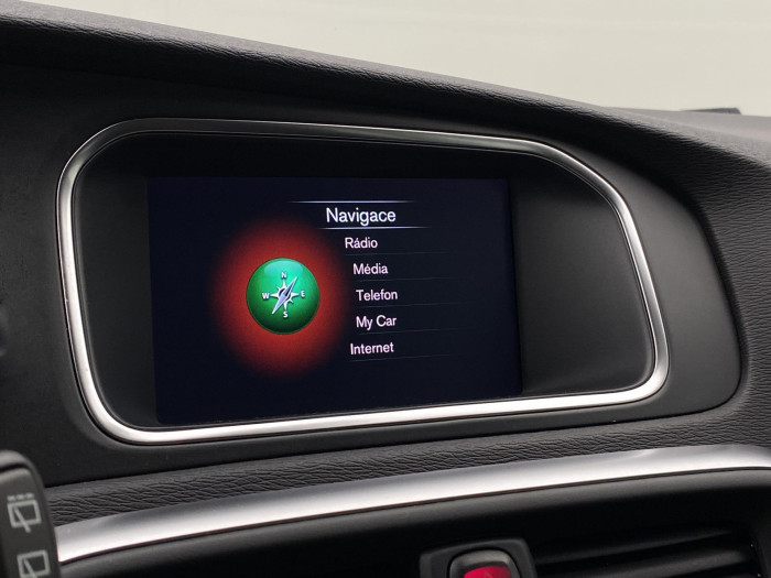 Volvo V40 D2 DRIVE-E MOMENTUM 2.0 d Drive Momentum