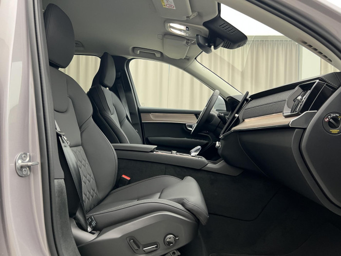 Volvo XC90 T8 AWD RECHARGE BRIGHT PLUS