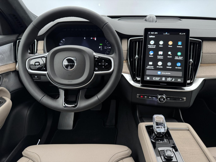 Volvo XC90 T8 AWD RECHARGE DARK ULTRA 7m