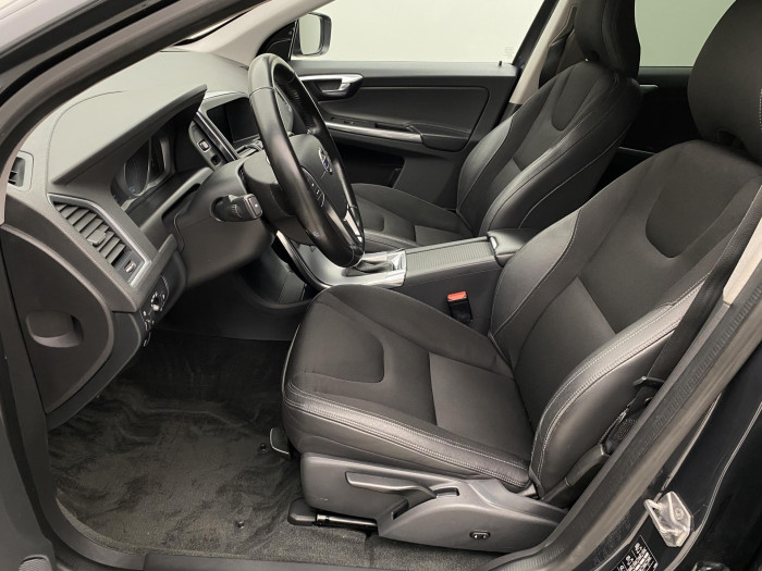 Volvo XC60 D4 AWD MOMENTUM AUT 2.4 d Momentum