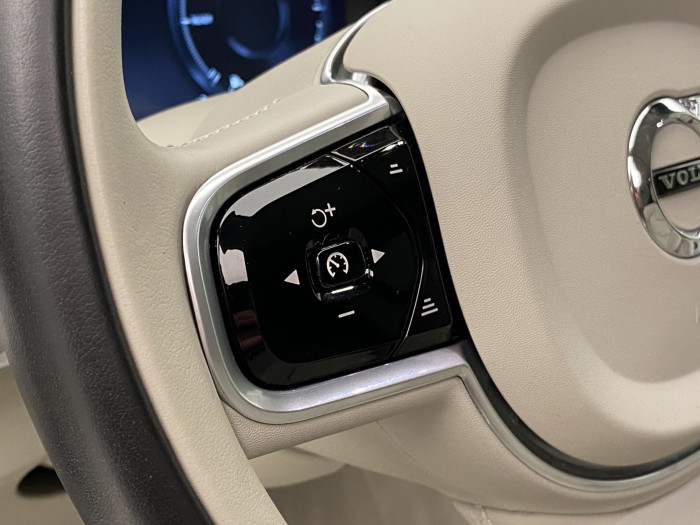 Volvo XC90 T8 TWIN ENGINE INSCRIPTION CZ