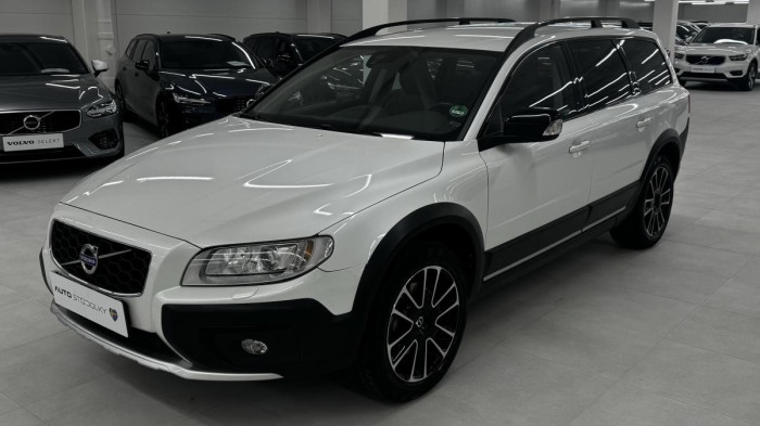 Volvo XC70 D4 AWD BLACK EDITION REZERVACE 2.4 d Edition