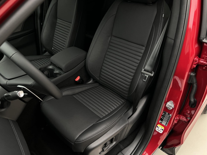 Land Rover Discovery Sport D200 DYNAMIC SE AWD Aut 2.0 d Dynamic SE