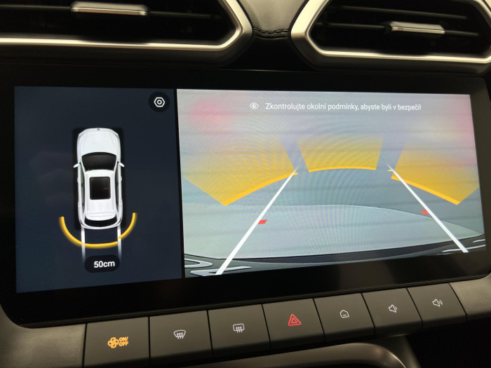 MG ZS 1.5 EMOTION HYBRID+ AUT CZ