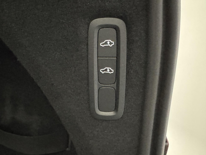 Volvo XC90 T8 AWD RECHARGE ULTIMATE CZ