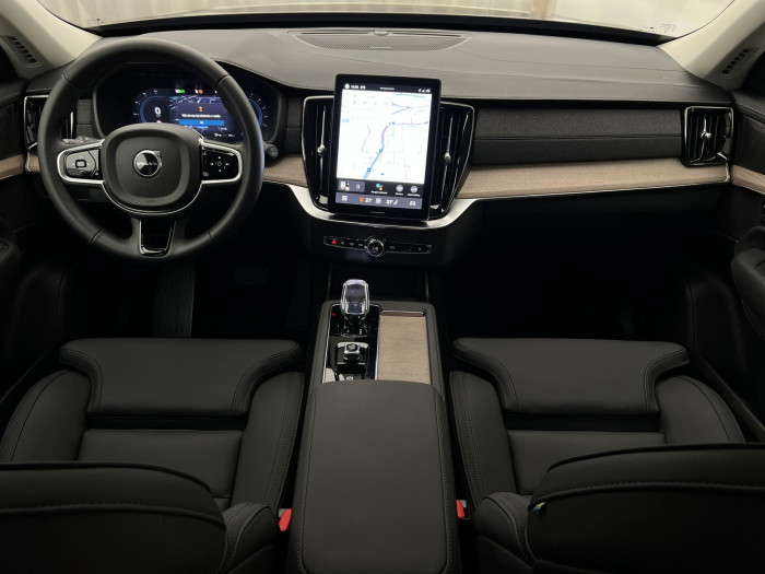 Volvo XC90 B5 AWD PLUS BRIGHT 7MÍST CZ