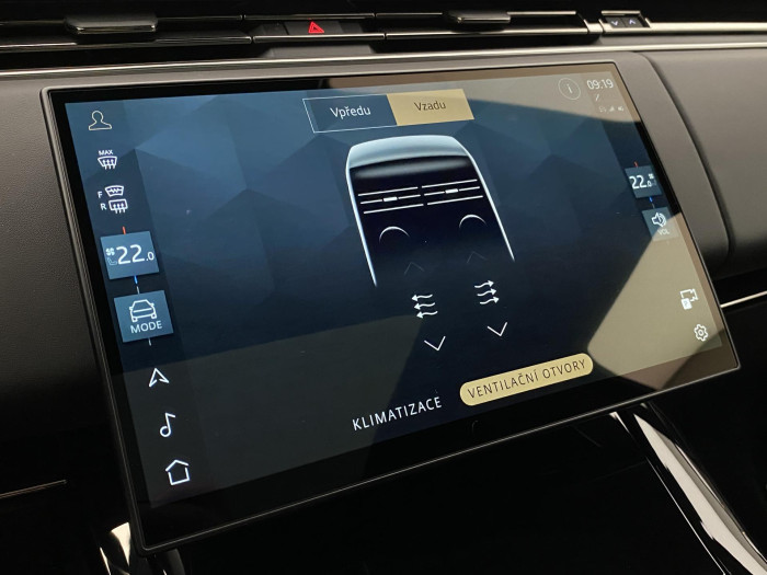 Land Rover Range Rover Sport D250 DYNAMIC REZERVACE 3.0 d Dynamic