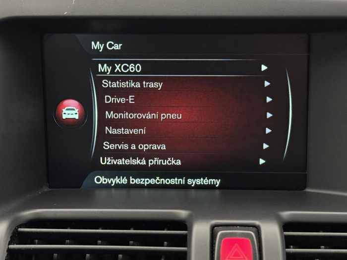 Volvo XC60 D4 AWD SUMMUM AUT 2.4 d Summum
